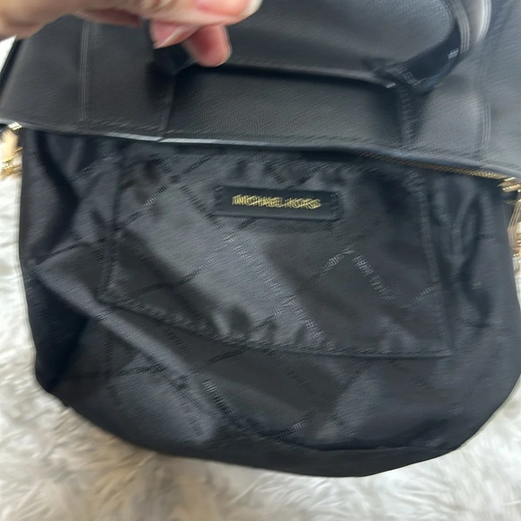 Michael Kors Avril Small Pebbled Leather Satchel - Picture 9 of 14